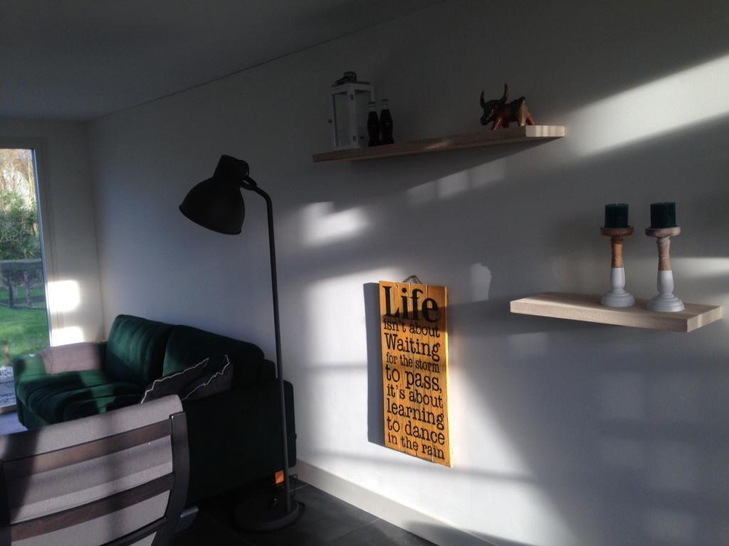 Suite School 15 A Zonnemaire Habitación foto